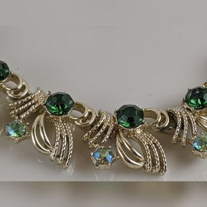 Vintage Emerald Green Gold Tone Statement Necklace